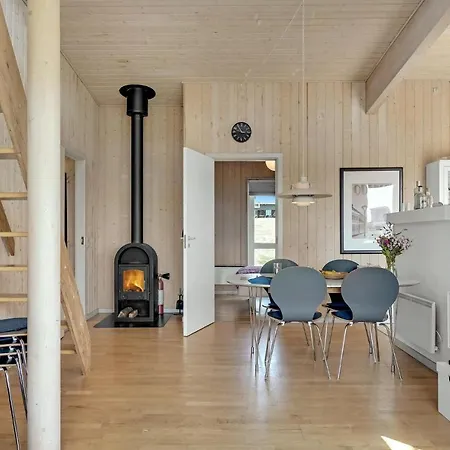 Cozy In With Sauna 度假居 福堡